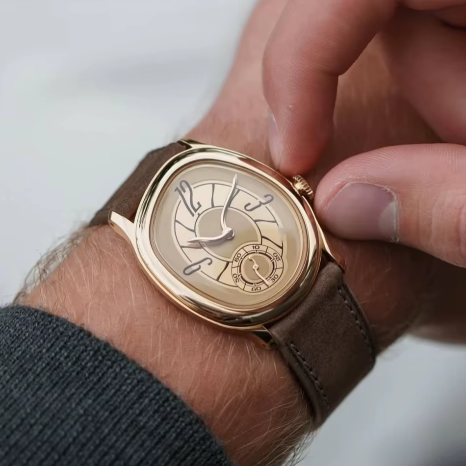 Série innovante de montres en quartz de forme spéciale avec mouvement importé