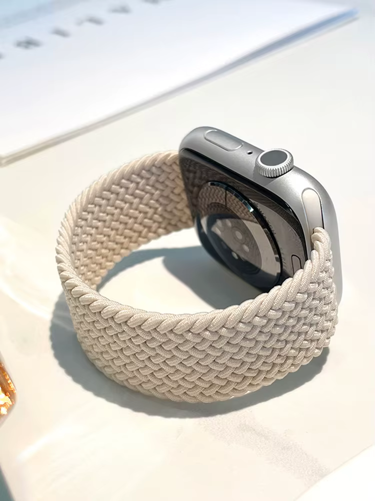 Bracelet tressé Solo Loop pour Apple Watch