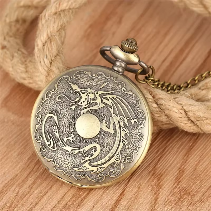 Montre de poche Dragon gravée Vintage