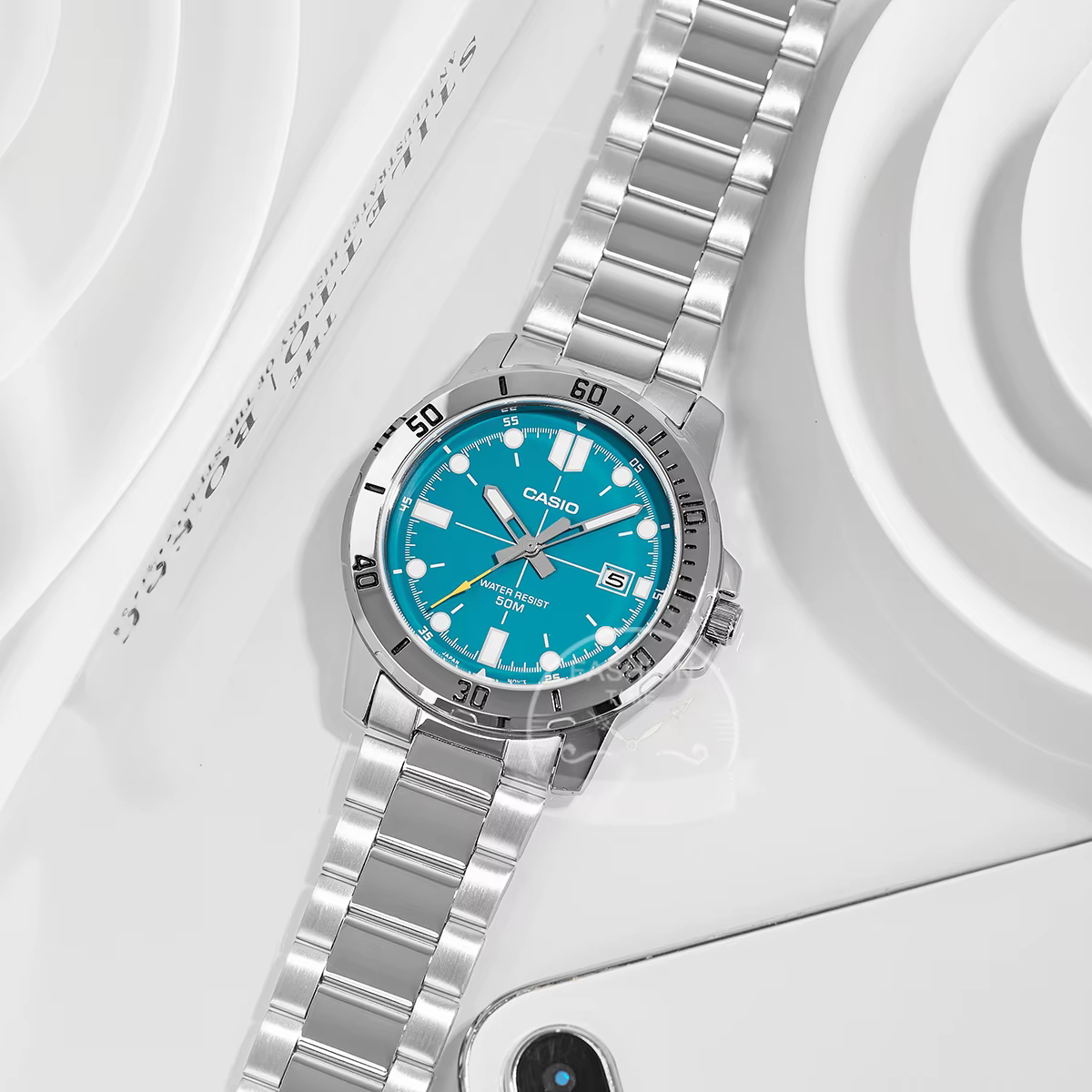 Montre Casio pour hommes simple à la mode