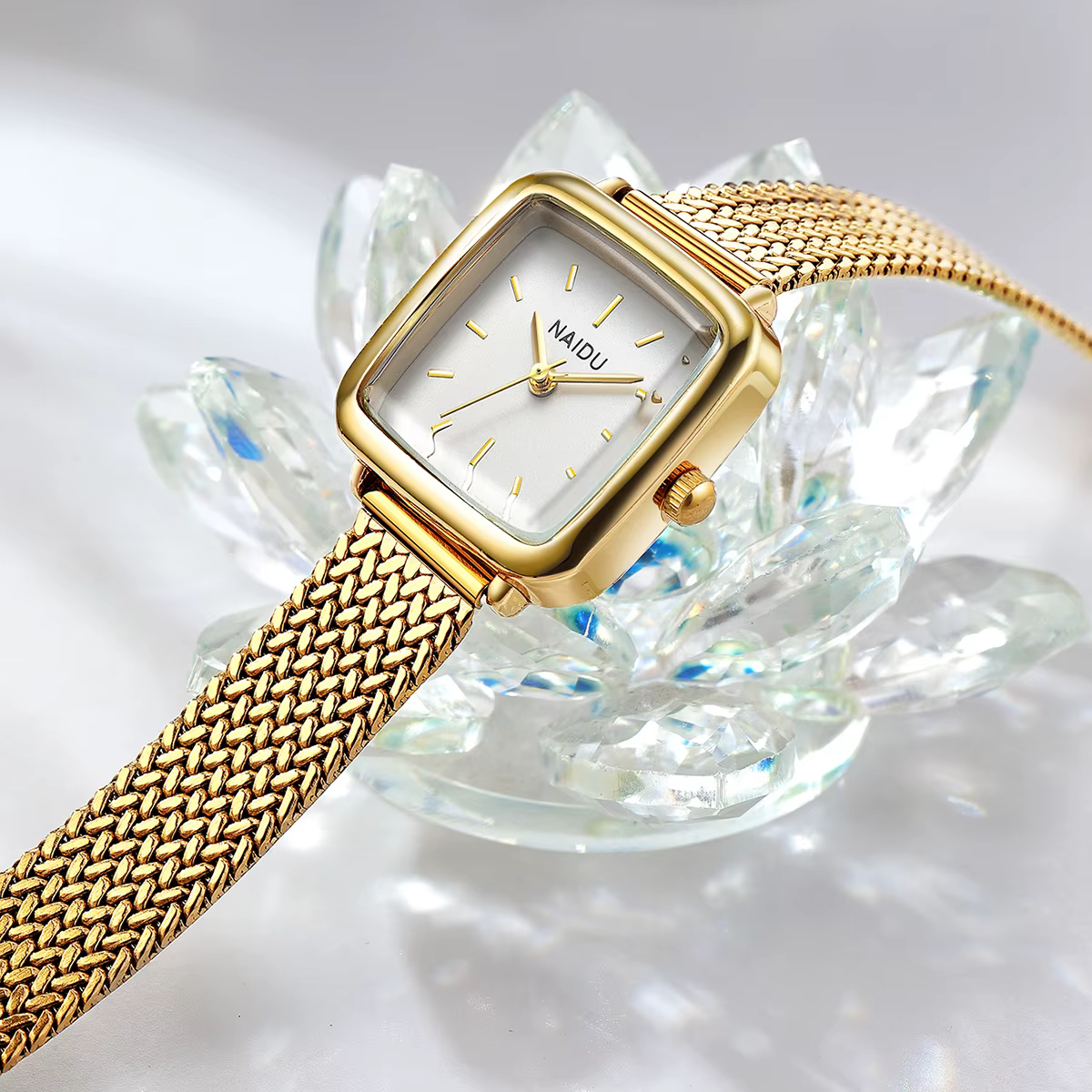 Montre carrée pour femme avec bracelet en acier inoxydable