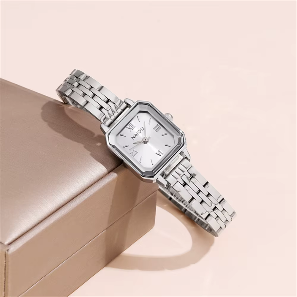 Montre tendance pour femme à petit cadran, en acier, à quartz, montre habillée