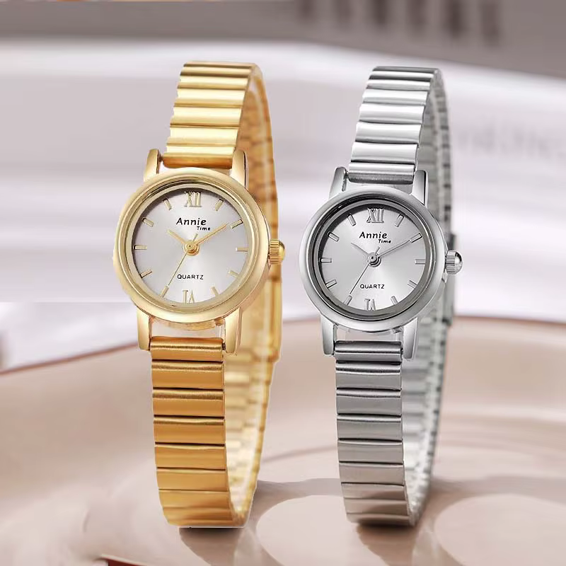 Nouvelle montre en or mode Simple cadran rond montres à Quartz pour femmes dames cadeau de luxe réglable bracelet en acier inoxydable montre-bracelet