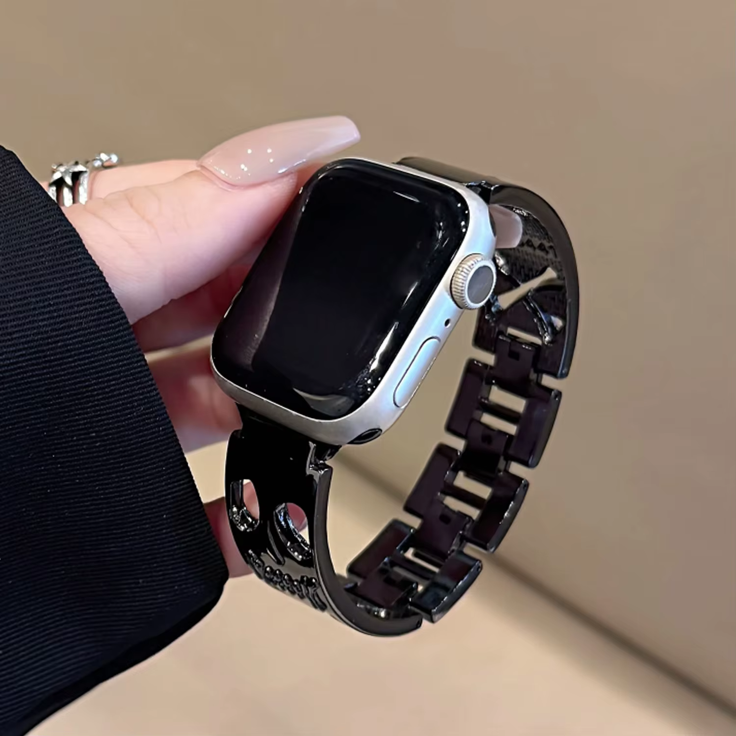 Bracelet en métal crâne personnalisé pour Apple Watch 38/40/41/42/44/45/46mm